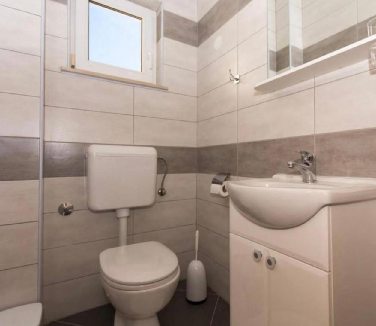Apartmani Attila Трогір Екстер'єр фото