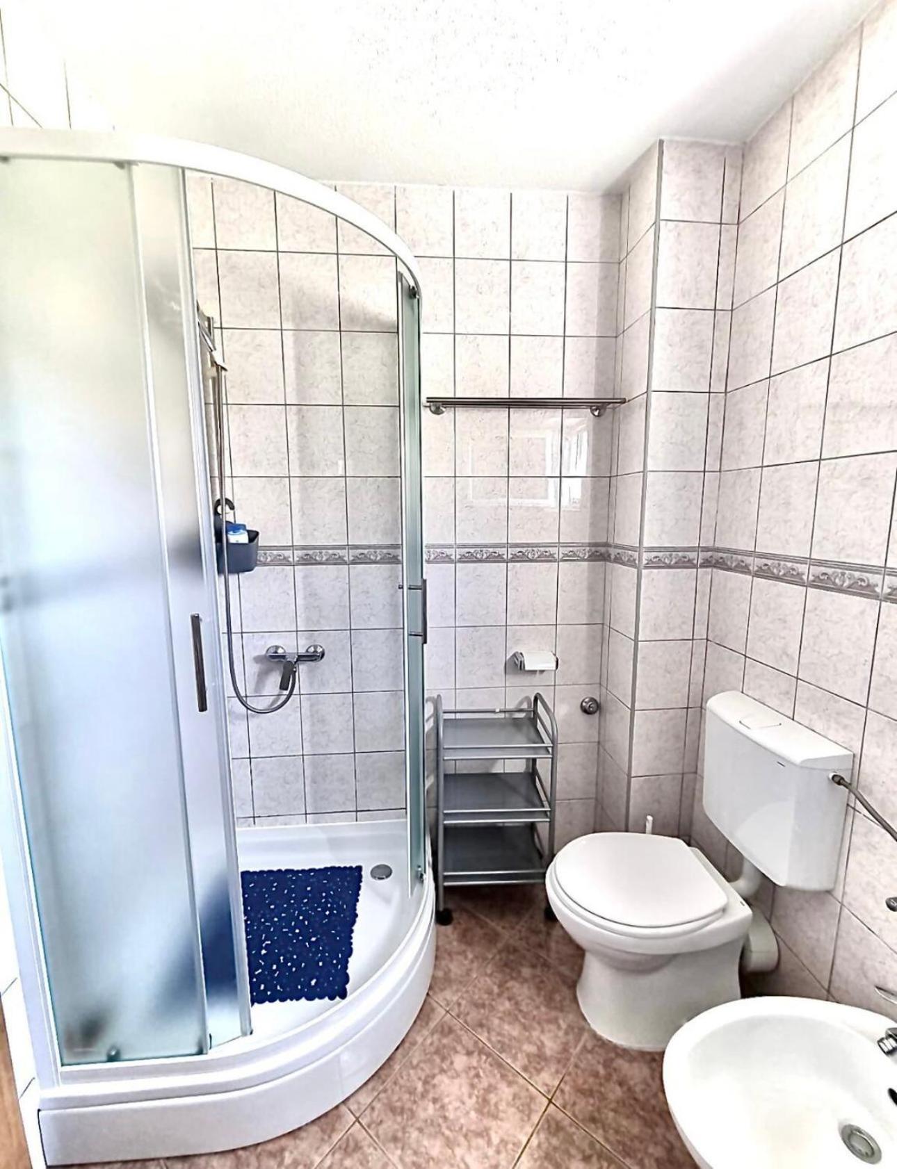 Apartmani Attila Трогір Екстер'єр фото